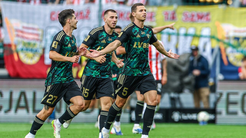 Ivans Želizko pēc vārtu guvuma. Foto: Lechia Gdańsk