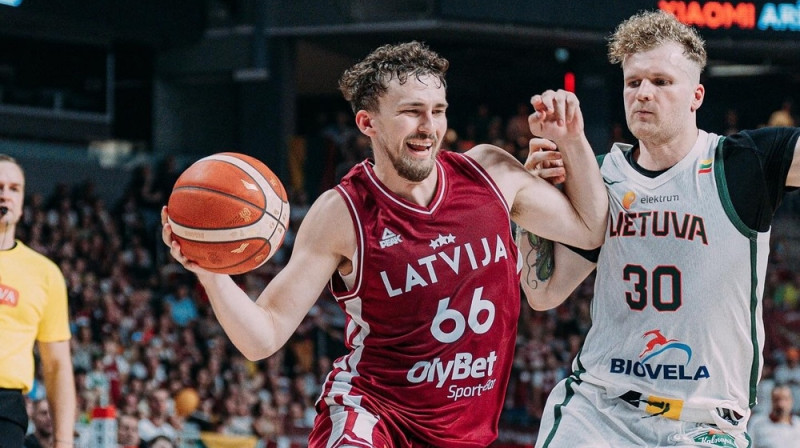 Kristers Zoriks pret Kristupu Žemaiti. Foto: LBS