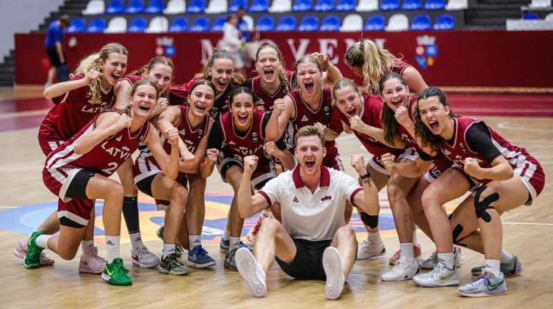 Latvijas U16 meitenes. Foto: FIBA