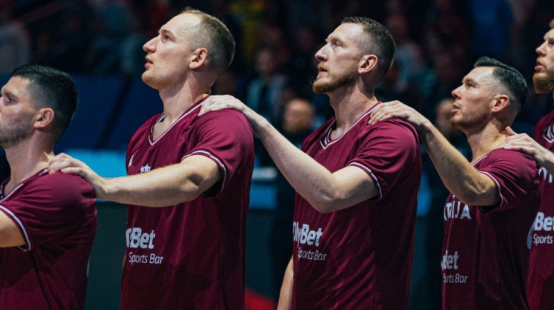 Latvijas izlases basketbolisti Foto: Mikus Kļaviņš/LBS