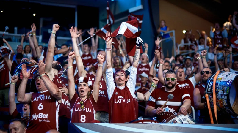 Latvijas atbalstītāji 2025. gada 29. augustā. Foto: FIBA