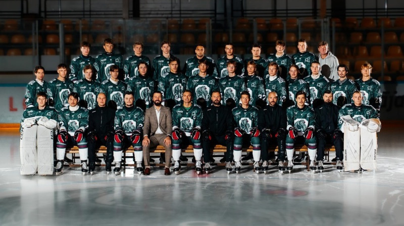 Foto: Liepājas hokeja komanda.