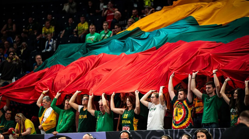 Lietuvas karogs. Foto: FIBA