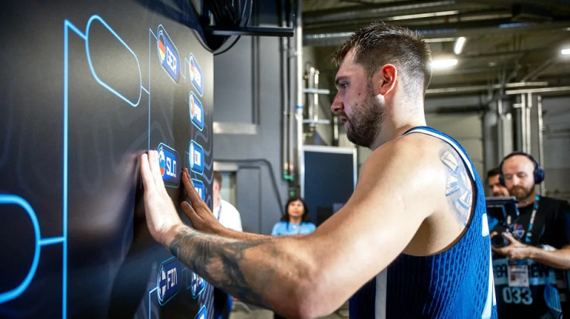 Luka Dončičs 2025. gada 7. septembrī Rīgā. Foto: FIBA
