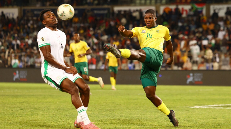 Mirklis no Dienvidāfrikas Republikas un Nigērijas valstsvienību cīņas Blumfonteinā. Foto: Siphiwe Sibeko/Reuters/Scanpix