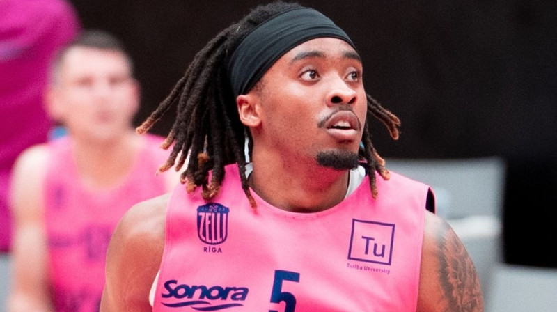 Frenks Čempions Foto: Rīgas Zeļļi