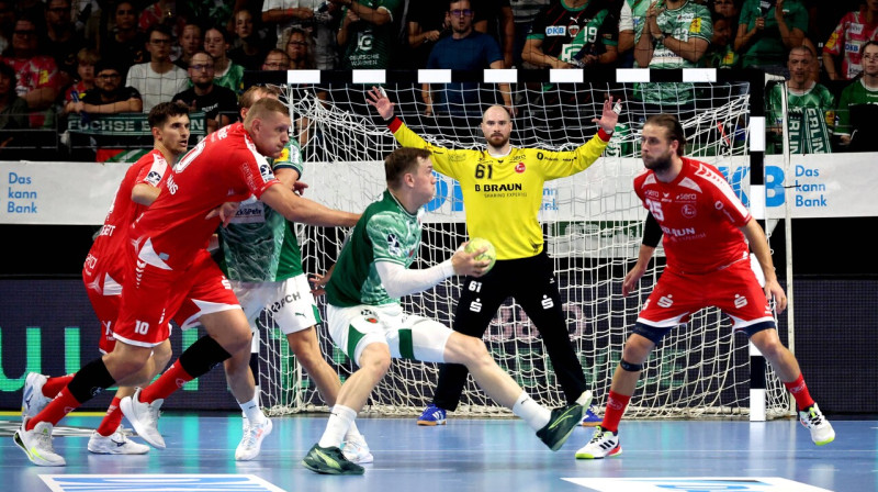 Mirklis no Berlīnes "Füchse" un Melzungenes komandu cīņas. Foto: Nordphoto/Scanpix