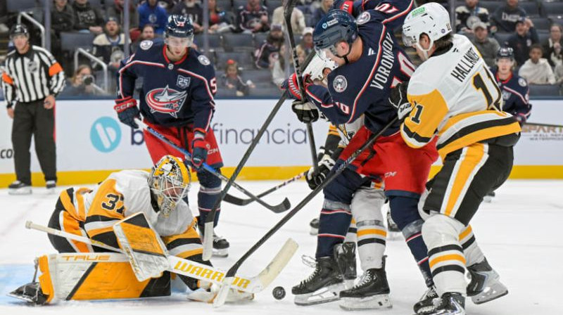 Artūrs Šilovs "Penguins" vārtos. Foto: Penguins/NHL