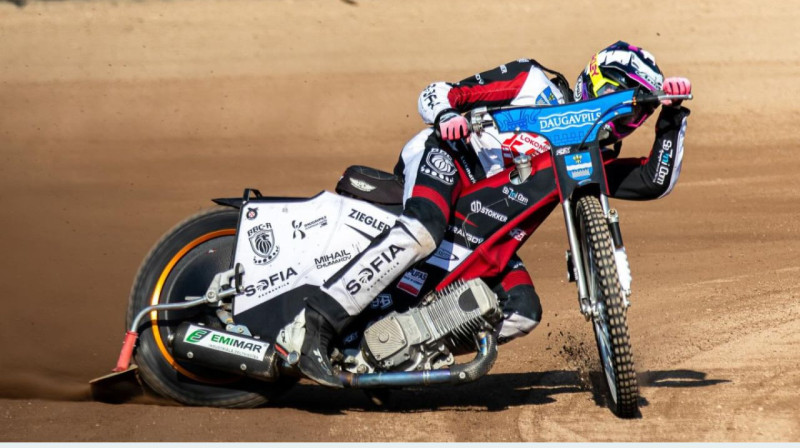 Sekmīgu maču Vācijas spīdveja bundeslīgā aizvadīja Daniils Kolodinskis - visvairāk punktu starp visiem braucējiem.