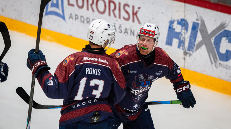 Kristaps Roķis un Ričards Bernhards "Zemgale/LBTU" kreklā. Foto: Zemgale/LBTU