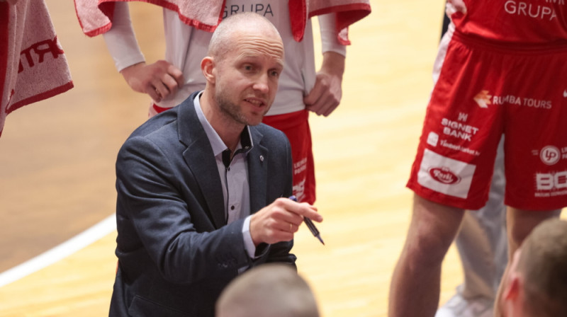 "Liepājas" galvenais treneris Artūrs Visockis-Rubenis. Foto: Ģirts Gertsons