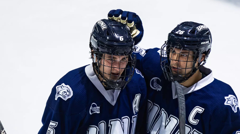 Martins Laviņš (Nr. 6) pēc vārtu guvuma. Foto: Ryan Moran