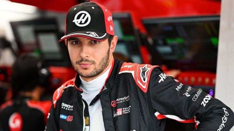 Estebans Okons. Foto: Motorsport.com