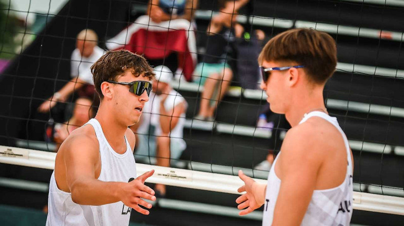 Kristians Fokerots un Gustavs Auziņš. Foto: volleyballworld.com