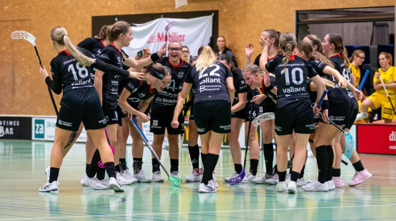 Anna Ankudinova (centrā), Foto: UHC Bremgarten