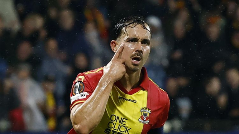 "Go Ahead Eagles" uzvaras vārtu autors Matss Deils. Foto: EPA/Scanpix