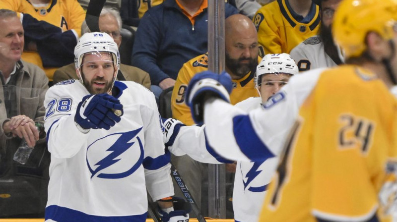 Zemgus Girgensons pēc gūtajiem vārtiem. Foto. AP. Scanpix