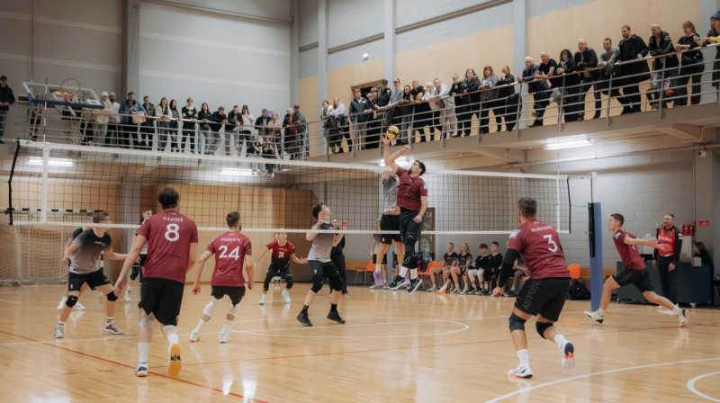 Mirklis no Liepājas Sporta spēļu skolas un Aizputes komandu cīņas Latvijas kausa izcīņā. Foto: Ieva Maisiņa