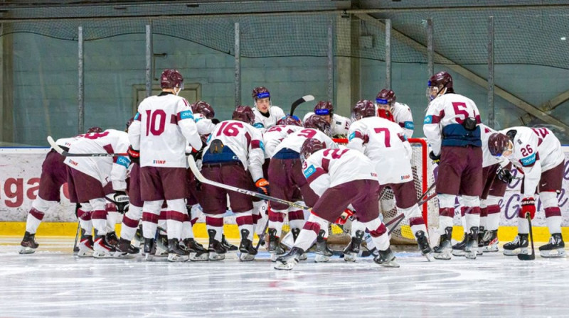 Latvijas U20 hokejisti Foto: LHF