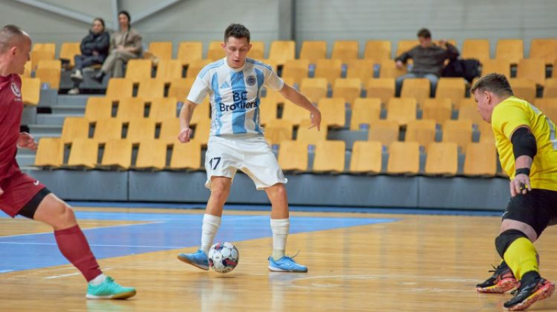 Piecu vārtu autors Artjoms Kozlovskis. Foto: Riga Futsal Club