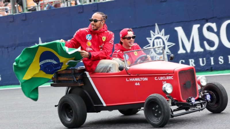 Lūiss Hamiltons un Šarls Leklērs. Foto: IPA/SIPA/Scanpix
