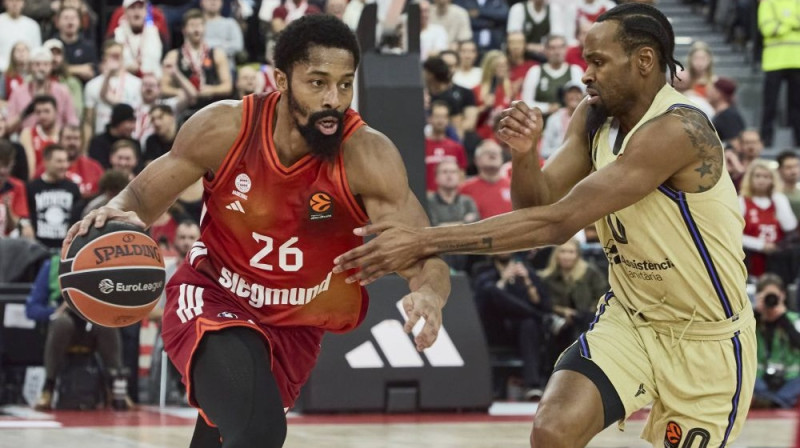 Spensers Dinvidijs pret Kevinu Panteru Foto: IS/Scanpix