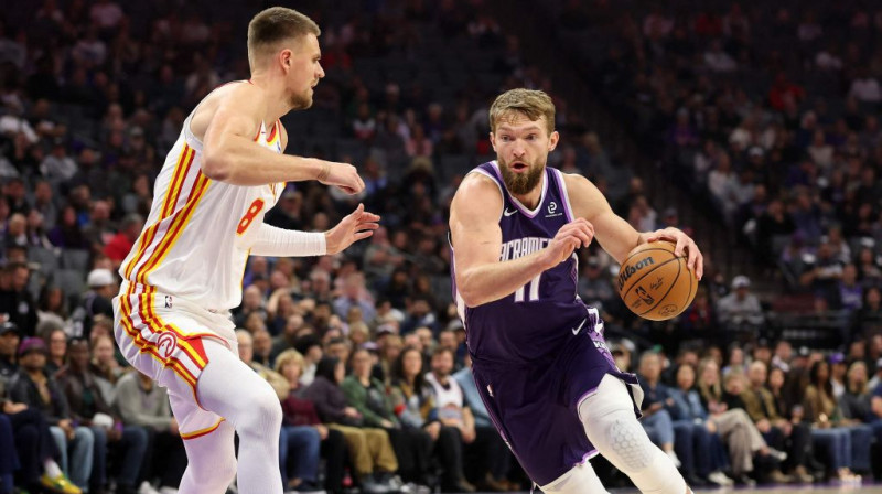 Kristaps Porziņģis un Domants Sabonis. Foto. AP. Scanpix