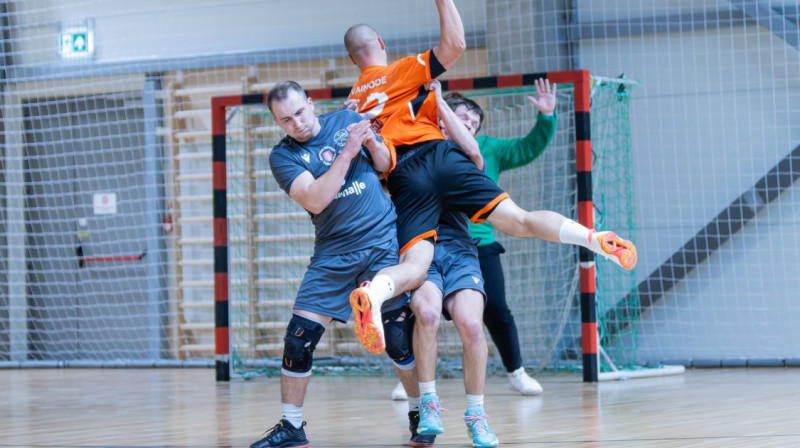 "HK Vaiņode" uzbrukumā pret ulbrociešiem. Foto: Ksenija Vorobjova