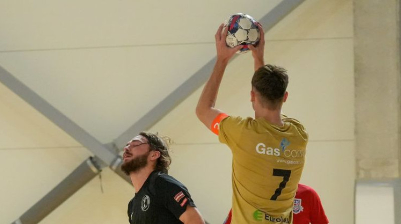 Sandis Švāns TFK "Salaspils" vārtos. Foto: Futbola Parks Academy