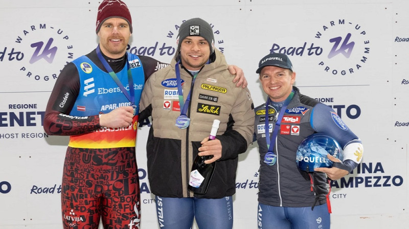 Kristers Aparjods (pirmais no kreisās). Foto: Michael Kristen.