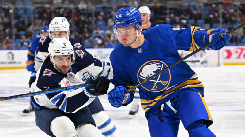 Dilans Demelo un Džošs Noriss. Foto: Getty Images via AFP/Scanpix