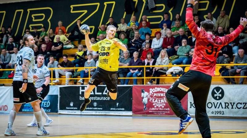 Endijs Šnepsts. Foto: Handball Club Zubří.