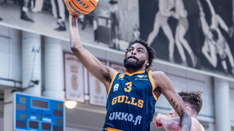 Kērtiss Holiss. Foto: Helsinki Seagulls