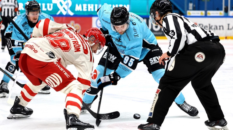 Oskars Batņa. Foto: Lahden Pelicans