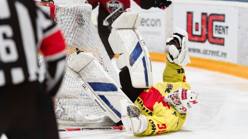 "Energija" vārtsargs Laurins Ļubs. Foto: Catherine Kõrtsmik