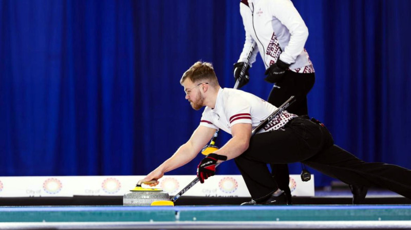 Roberts Reinis Buncis
Foto: World Curling/ Stephen Fisher
