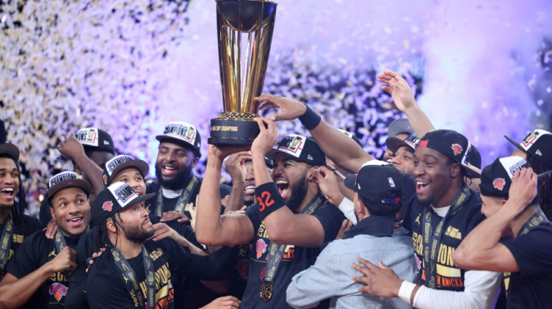 Ņujorkas "Knicks" basketbolisti. Foto: AP/Scanpix