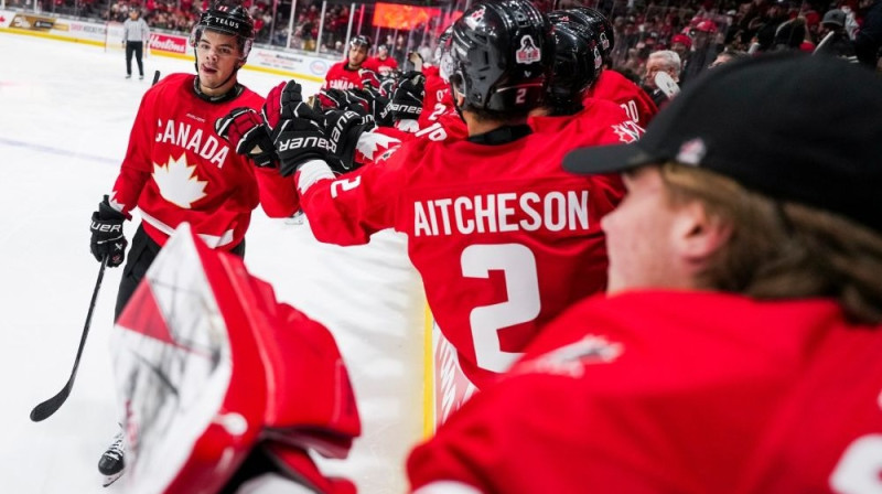 Kanādas izlases hokejisti Foto: Hockey Canada