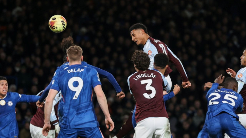 Ollijs Votkinss pret ''Chelsea''. foto: Aston Villa