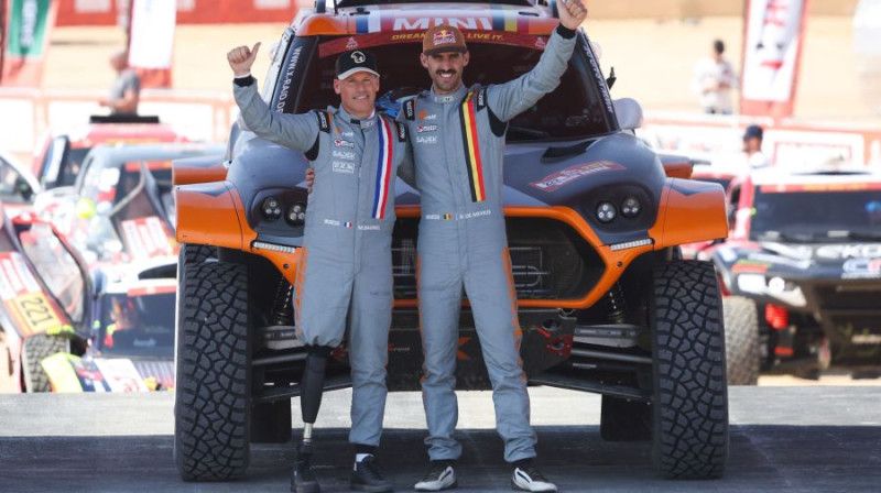 Metjū Baumels un Guilamē de Mēvzs. Foto: @OfficialW2RC