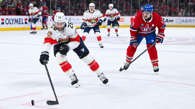 Uvis Jānis Balinskis ar ripu. Foto. AP. Scanpix