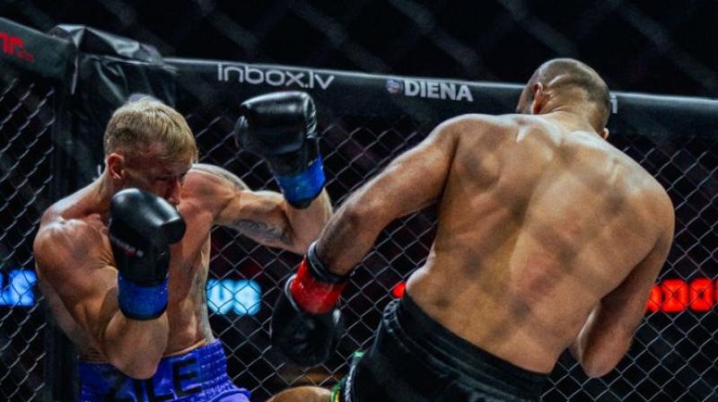 Kristaps Zīle pret Zauru Džavadovu. Foto: Bazara 0