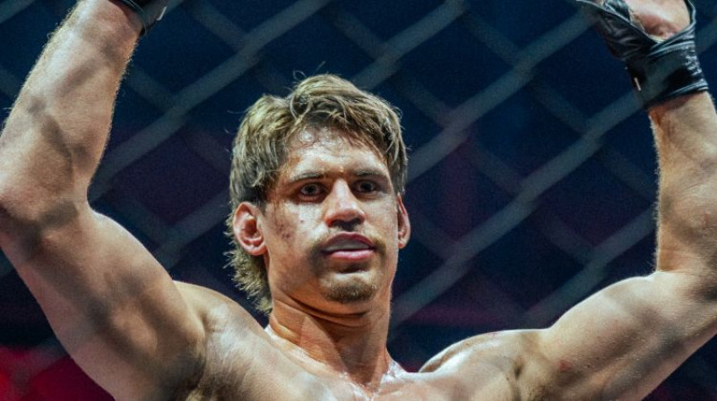 Francis Rozentāls. Foto: Bazara 0