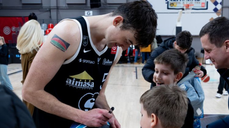 Anivaniva Teits-Džounss. Foto: Valmiera Glass/ViA