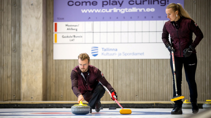 Roberts Reinis Buncis, Katrīna Gaidule
Foto: Curling Tallinn / Andres Mets