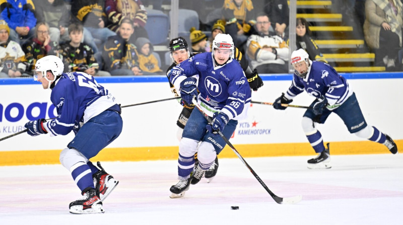 Rīgas "Mogo"/RSU hokejisti IIHF Kontinentālā kausa finālposmā Notingemā. Foto: Nottingham Panthers