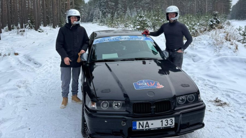 Apfelbaums/Tučs pirmajos testos. Foto: No ekipāžas personīgā arhīva