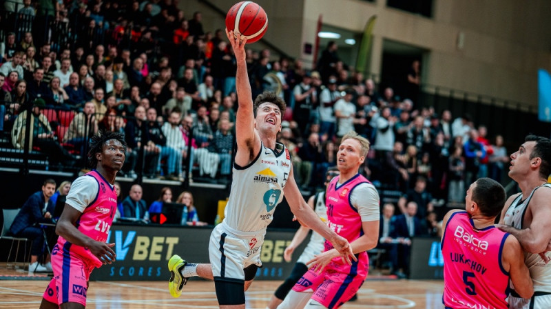 Anivaniva Teits-Džounss. Foto: Inna Zaharova/VALMIERA GLASS VIA Basketbols