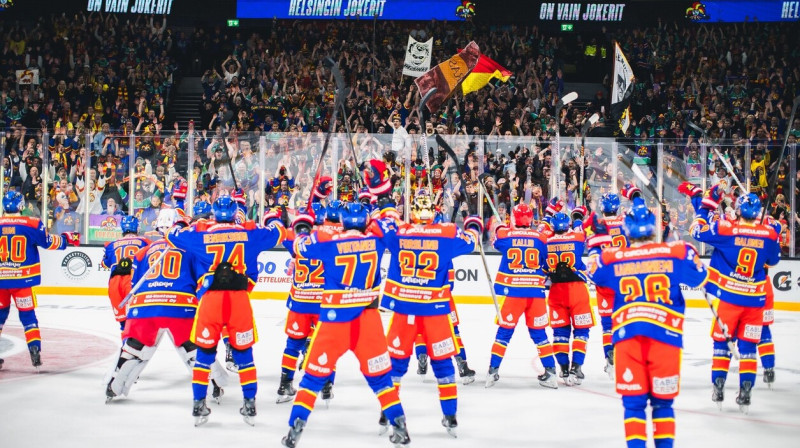 Helsinku "Jokerit" komanda pēc uzvaras. Foto: Helsingin Jokerit