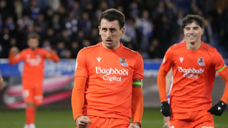 Mikels Ojarsabals svin vārtu guvumu. Foto: EPA/Adrian Ruiz Hierro/Scanpix